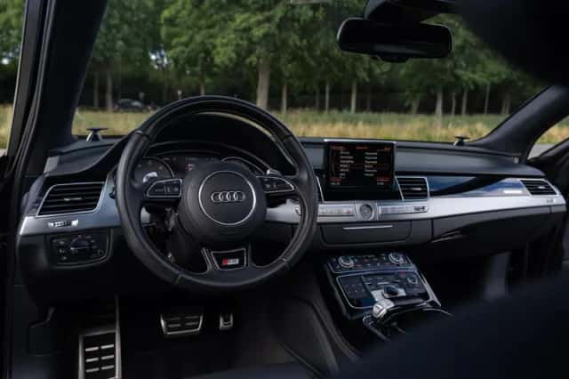 Audi S8 (2014) thumbnail 5