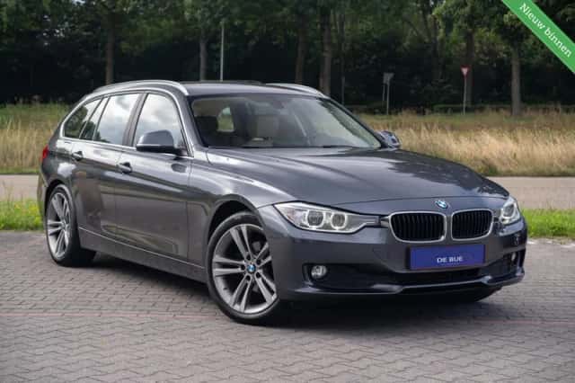 BMW 3-Serie (2015) thumbnail 2