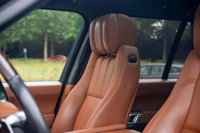Land Rover Range Rover (2014) thumbnail 6