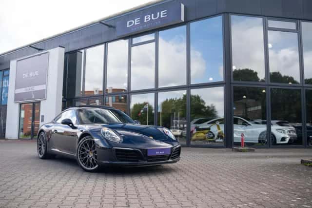 Porsche 911 (2016) thumbnail 5