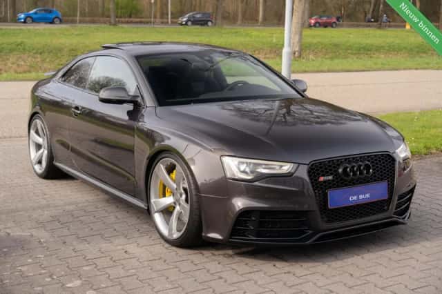 Audi RS 5 (2013) thumbnail 2