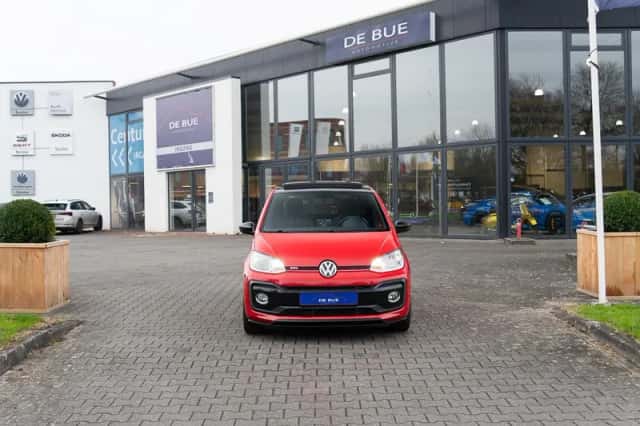 Volkswagen Up! (2018) thumbnail 4