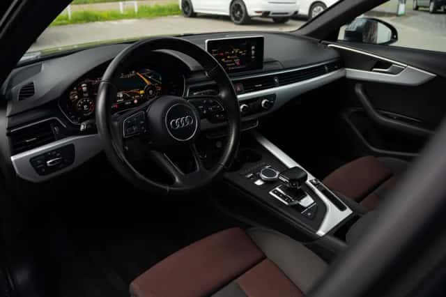 Audi A4 (2017) thumbnail 5