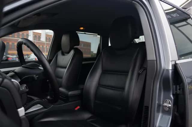 Porsche Cayenne (2005) thumbnail 6