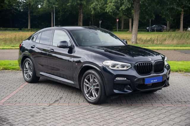 BMW X4 (2019) thumbnail 4