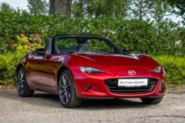 Mazda MX-5 (2018) thumbnail 1