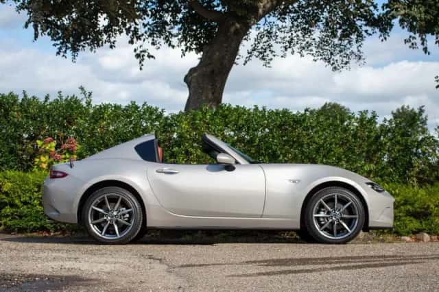 Mazda MX-5 (2022) thumbnail 4
