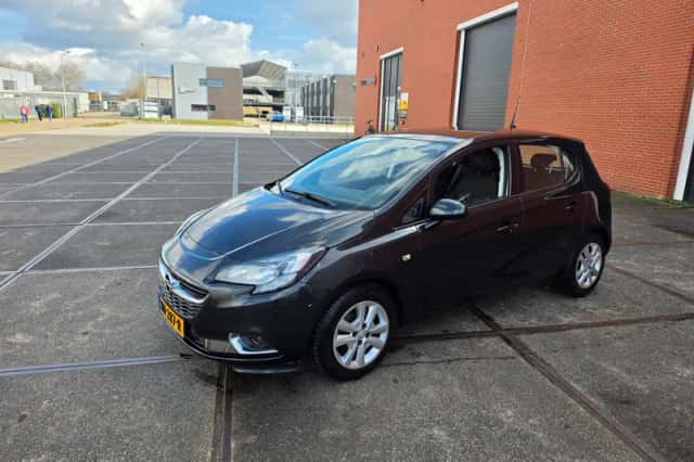 Opel Corsa (2015) thumbnail 2