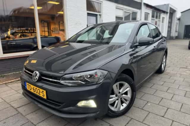Volkswagen Polo (2018) thumbnail 1