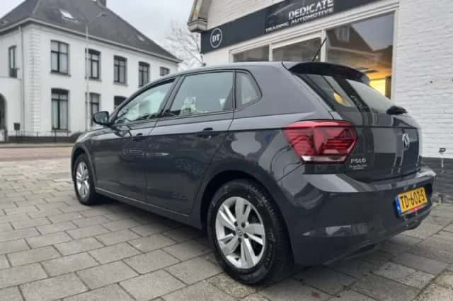 Volkswagen Polo (2018) thumbnail 6