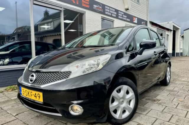 Nissan Note (2013) thumbnail 1