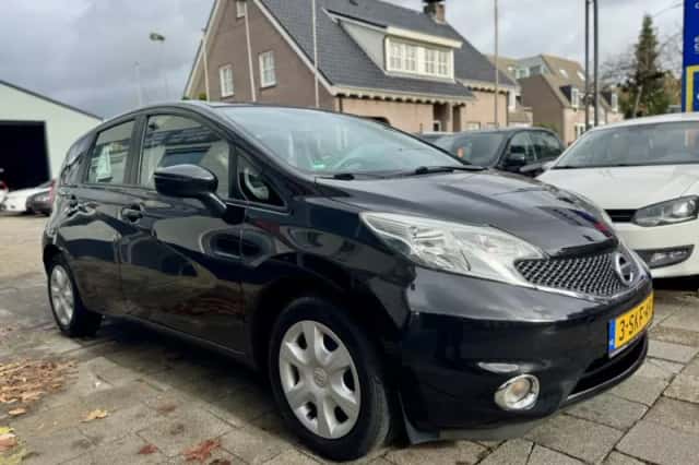 Nissan Note (2013) thumbnail 3
