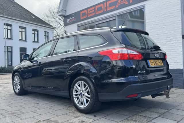 Ford Focus (2013) thumbnail 6