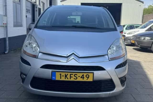 Citroën C4 Picasso (2010) thumbnail 2