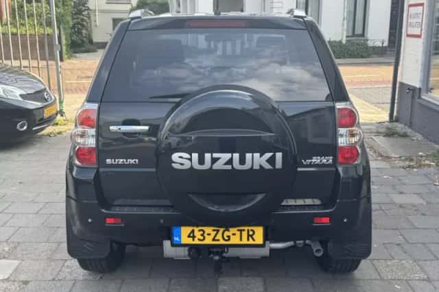Suzuki Grand Vitara (2008) thumbnail 5