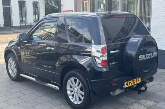 Suzuki Grand Vitara (2008) thumbnail 6
