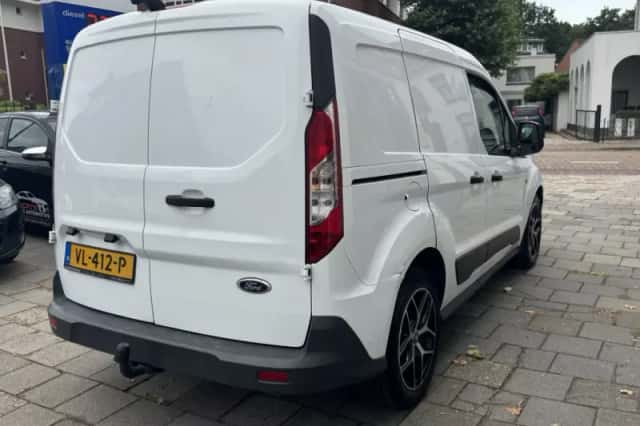 Ford Transit Connect (2015) thumbnail 4