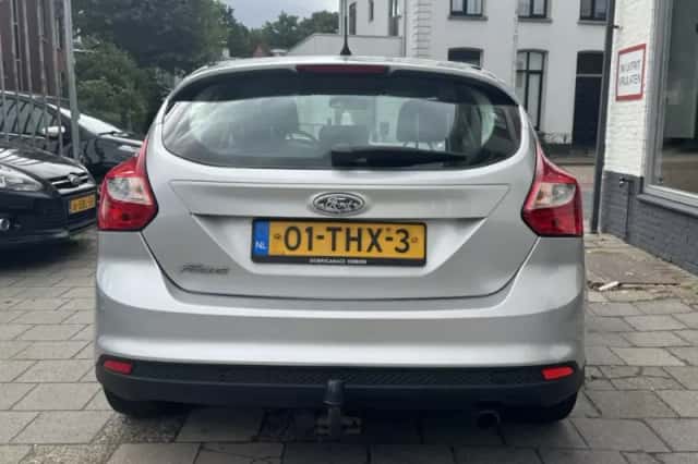 Ford Focus (2012) thumbnail 5
