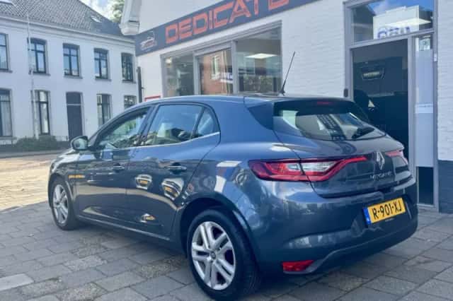 Renault Mégane (2016) thumbnail 6