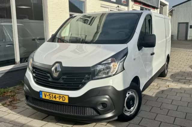 Renault Trafic (2018) thumbnail 1