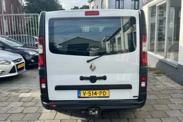 Renault Trafic (2018) thumbnail 5