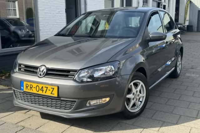Volkswagen Polo (2013) thumbnail 1