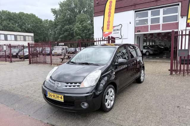 Nissan Note (2008) thumbnail 1