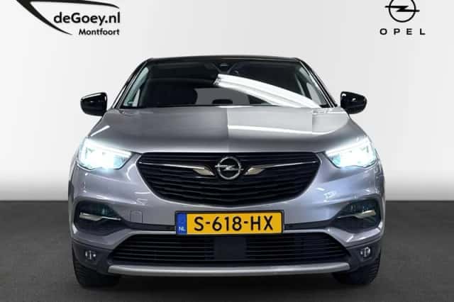Opel Grandland X (2021) thumbnail 2