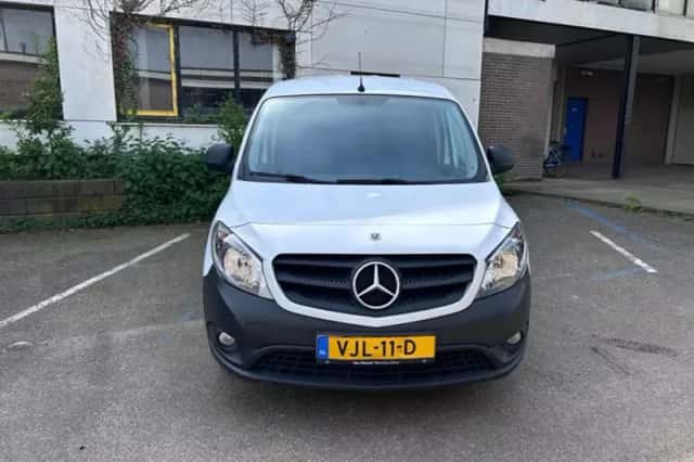 Mercedes-Benz Citan (2021) thumbnail 2