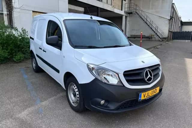 Mercedes-Benz Citan (2021) thumbnail 3