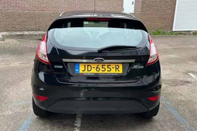 Ford Fiesta (2016) thumbnail 6