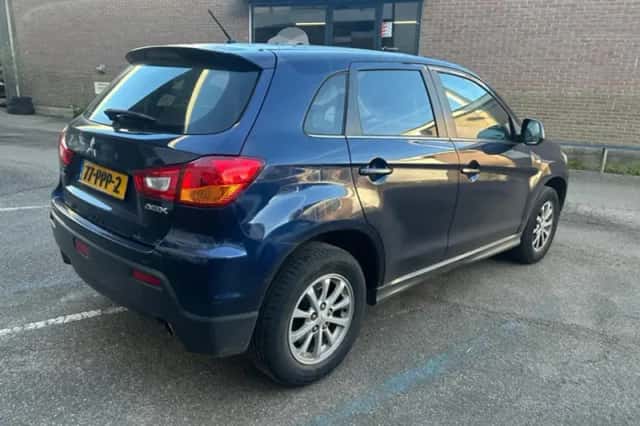 Mitsubishi ASX (2011) thumbnail 5