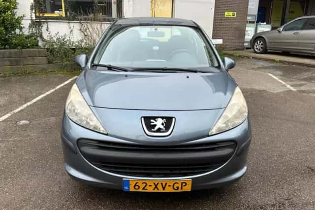 Peugeot 207 (2007) thumbnail 2