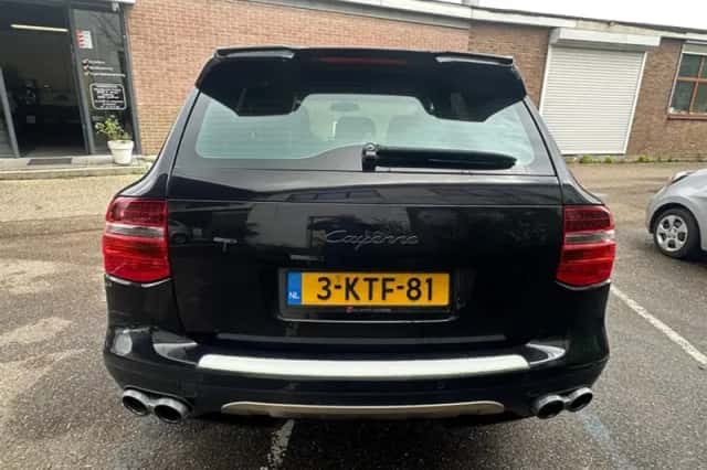 Porsche Cayenne (2009) thumbnail 6