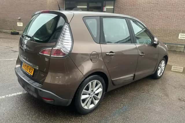 Renault Scénic (2013) thumbnail 5