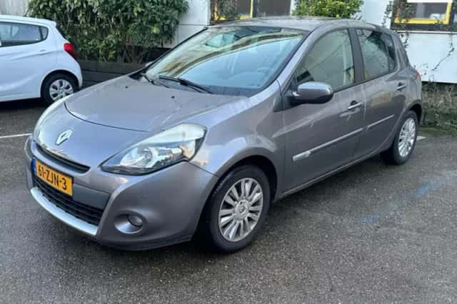 Renault Clio (2013) thumbnail 1
