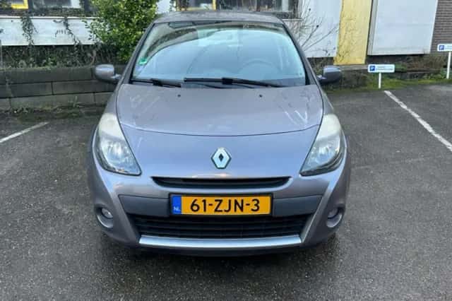 Renault Clio (2013) thumbnail 2
