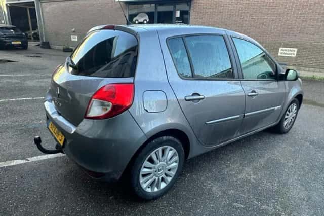 Renault Clio (2013) thumbnail 5