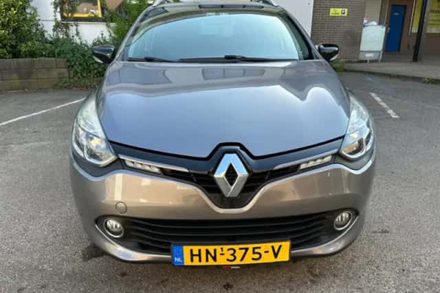 Renault Clio (2015) thumbnail 2