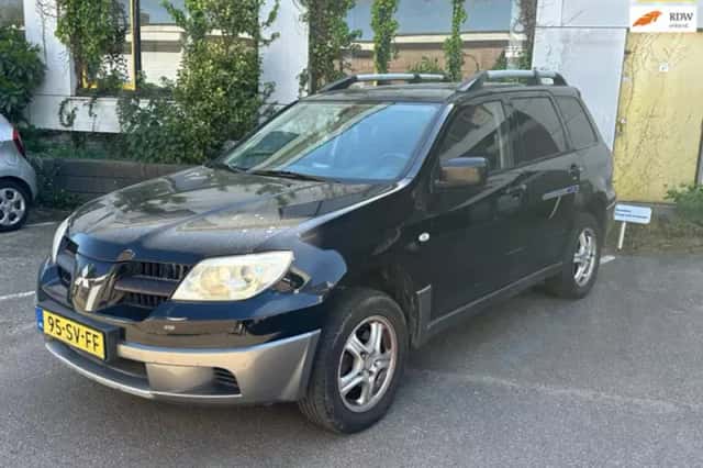 Mitsubishi Outlander (2006) thumbnail 1