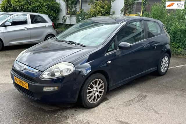 Fiat Punto Evo (2011) thumbnail 1