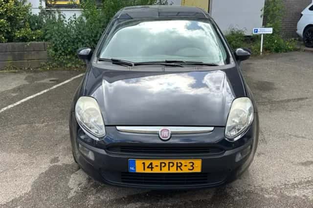 Fiat Punto Evo (2011) thumbnail 2
