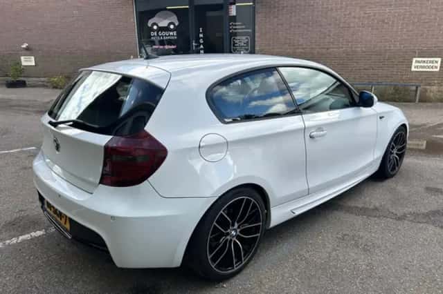 BMW 1-Serie (2011) thumbnail 5