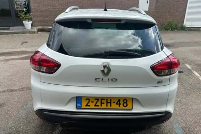 Renault Clio (2015) thumbnail 6