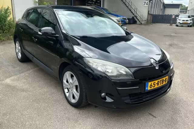 Renault Mégane (2011) thumbnail 3