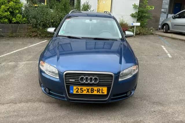 Audi A4 (2007) thumbnail 2