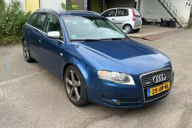 Audi A4 (2007) thumbnail 3