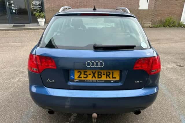 Audi A4 (2007) thumbnail 6