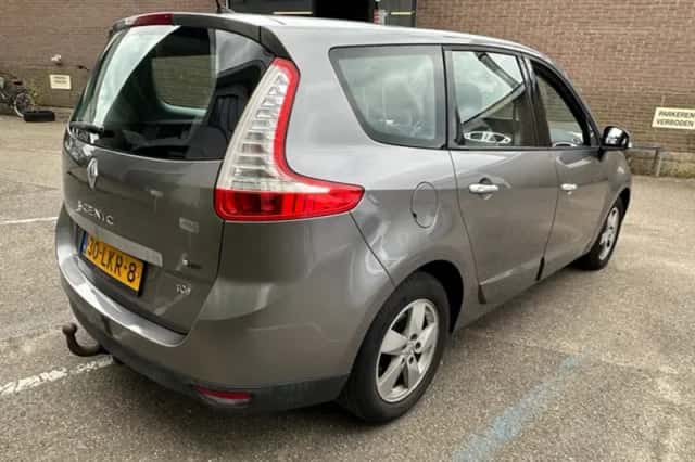 Renault Grand Scénic (2010) thumbnail 5