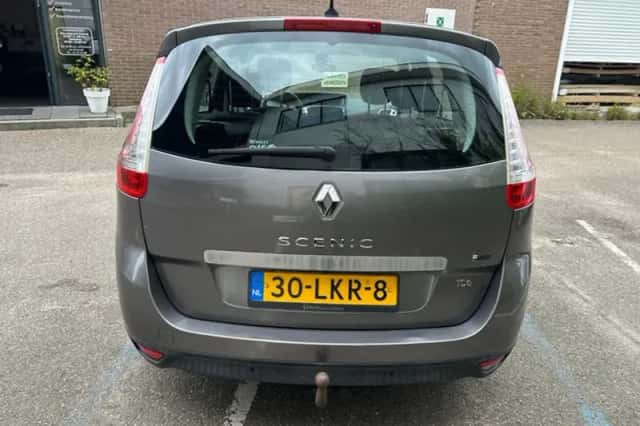 Renault Grand Scénic (2010) thumbnail 6